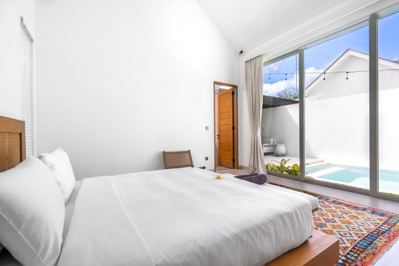 Casa Blanca Villa By Betterplace Uluwatu Kültér fotó