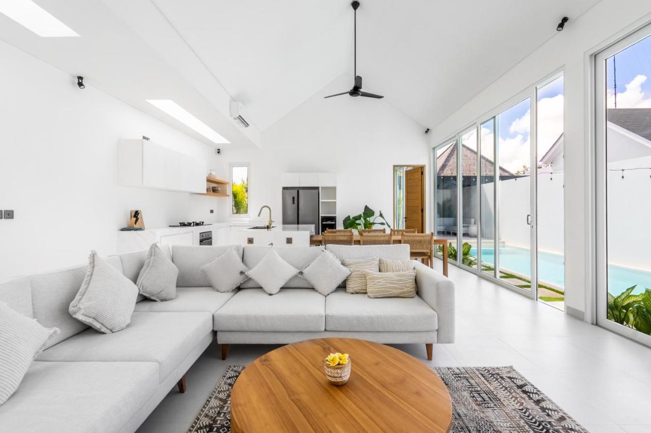 Casa Blanca Villa By Betterplace Uluwatu Kültér fotó
