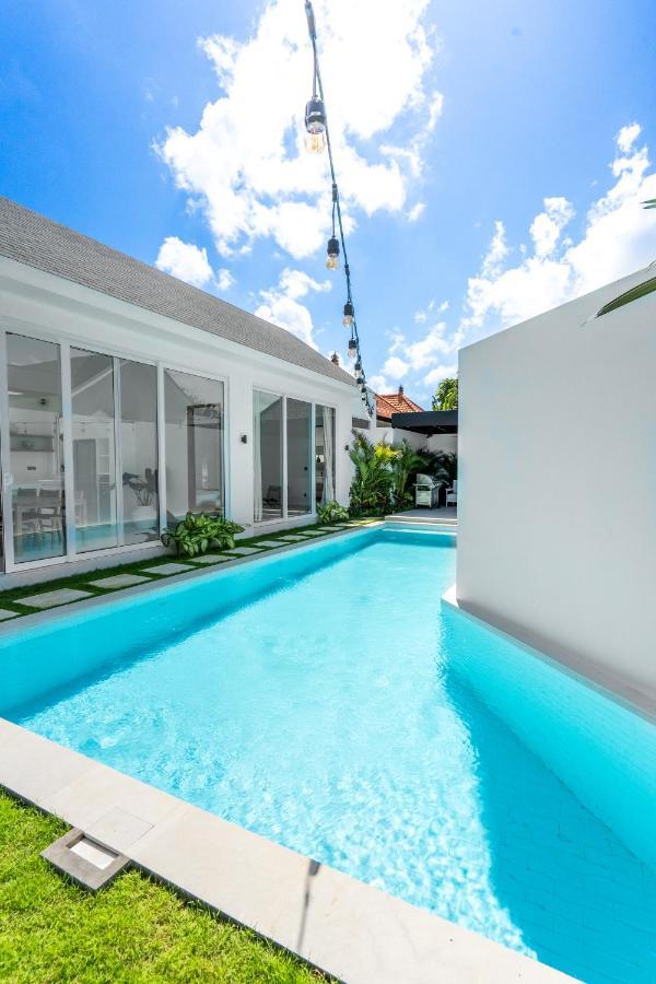 Casa Blanca Villa By Betterplace Uluwatu Kültér fotó